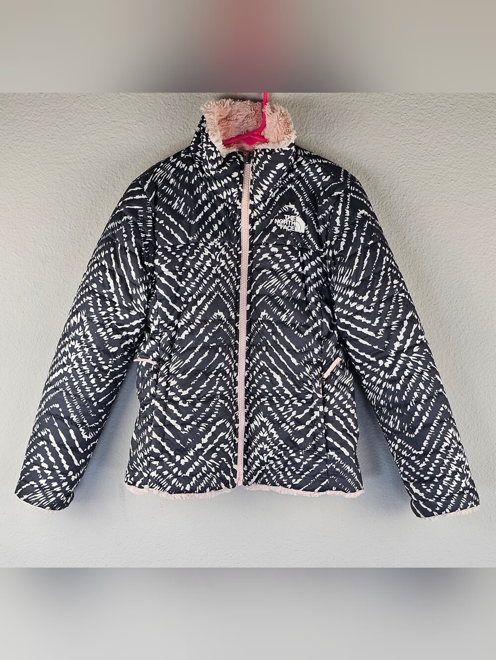 The North Face Girls Reversible Mossbud Swirl Jacket Light Pink Blck White S(7/8